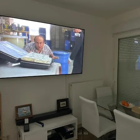 Myhotel19